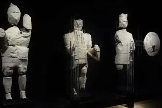 I Giganti di Mont'e Prama (foto Museo Archeologico di Cagliari)