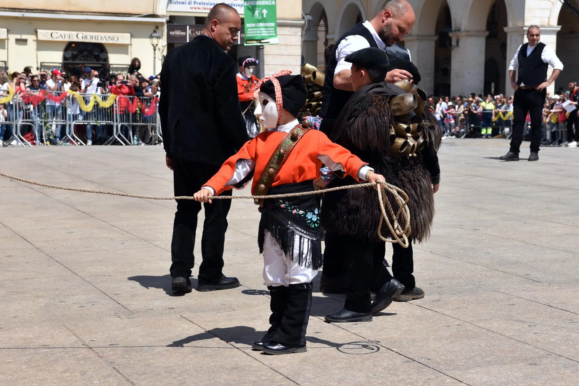 Bambini alll'ultima Cavalcata Sarda