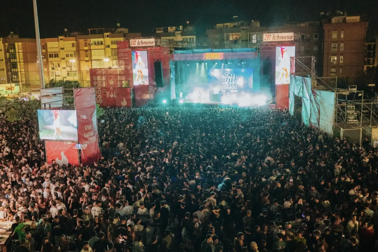 La festa di Radiolina ad Ateneika (foto Instagram)