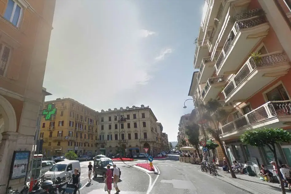 Corso Dante a Chiavari (Google Maps)