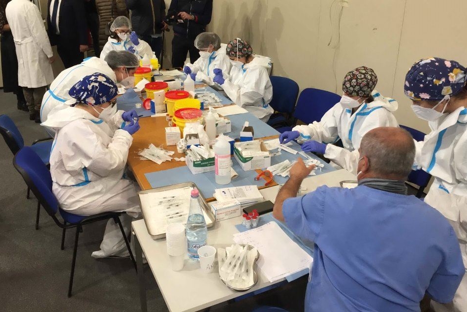 Alla Fiera di Cagliari la campagna di tamponi e vaccini