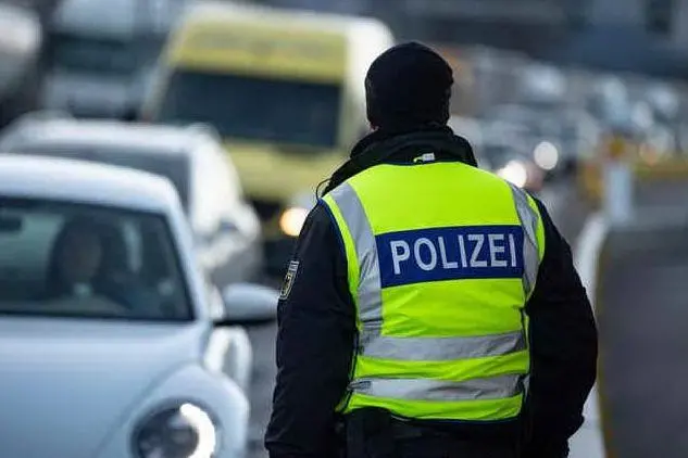 Polizia tedesca (foto Ansa)