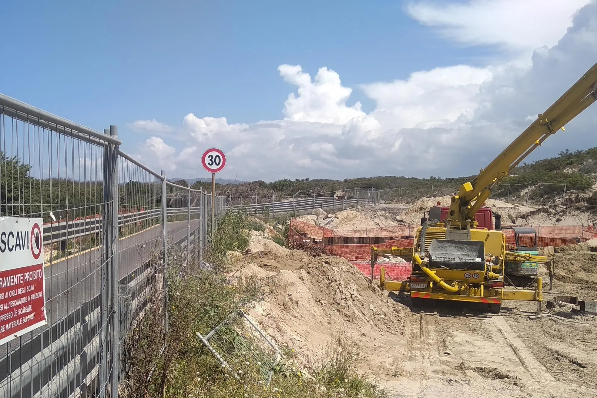 Lo stato dei lavori sul ponte di Rio Pedruganu (L'Unione Sarda - Tellini)
