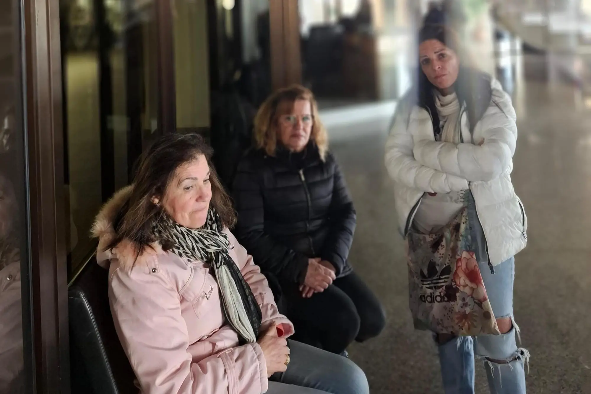 Oss precari, tre donne occupano il Consiglio regionale