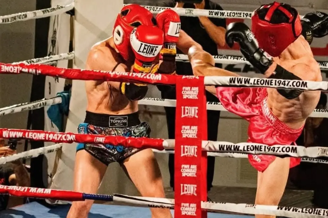 Matteo Zucca (a destra), atteso dall'incontro per il titolo italiano Wbc in occasione del The Night of Super Fight 9