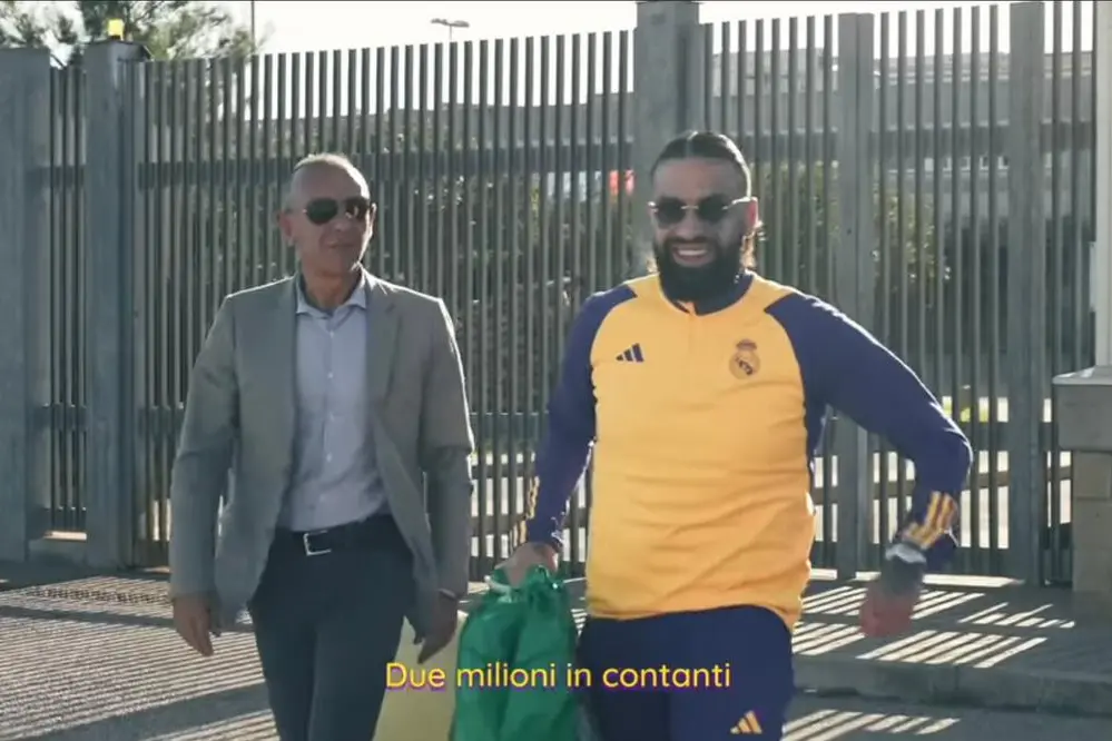 Niko Pandetta all'uscita del carcere di Uta