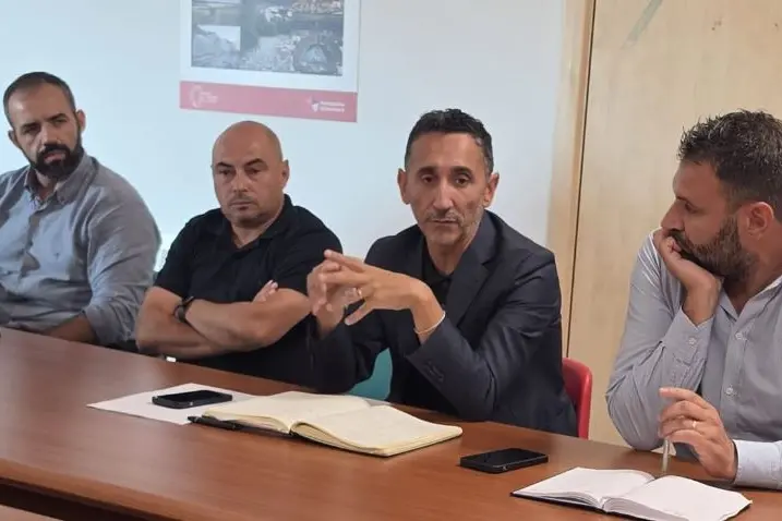 L'incontro con l'assessore Piu e i sindaci dell'Unione del Coros (foto concessa)