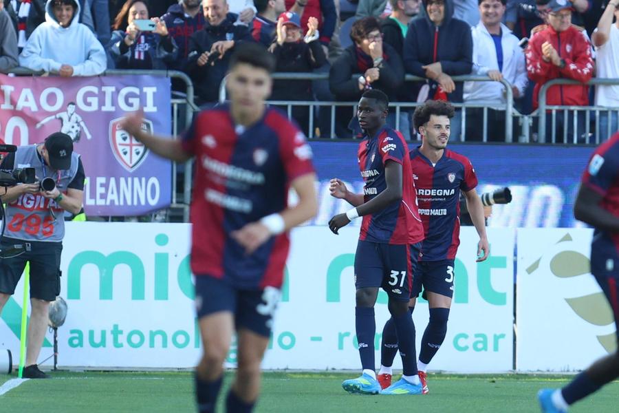 Cagliari al lavoro in vista di Bologna, a riposo Borrelli e Mendy