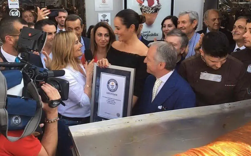 La pasticceria Cuore di Sfogliatella è stata premiata con il Guinness World Record