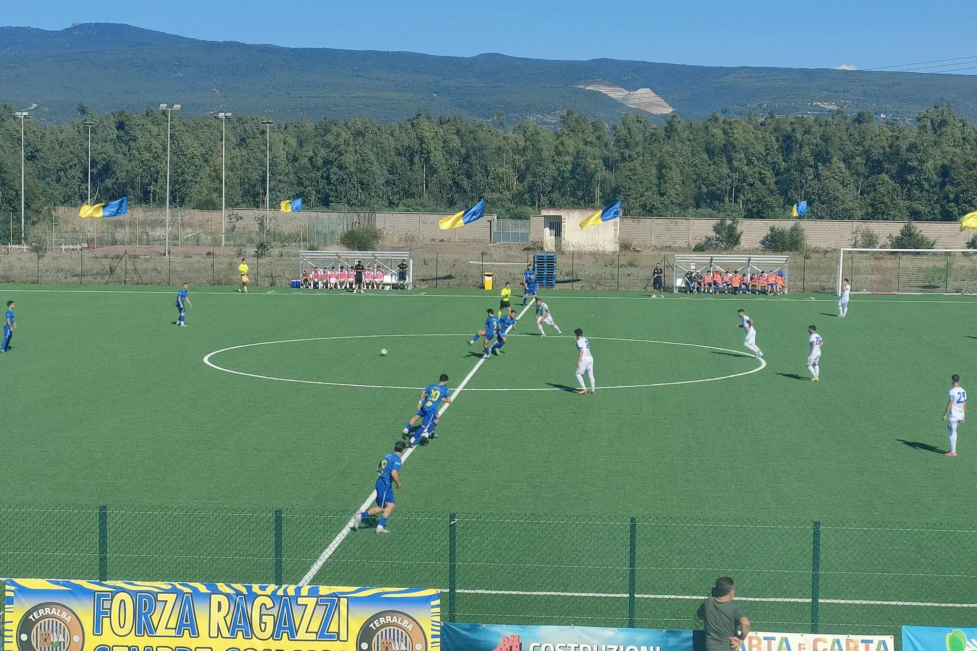 Un'immagine del derby di domenica scorsa tra Terralba F. Bellu e Arborea (foto di Giacomo Pala)