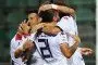 Il Cagliari festeggia dopo il gol del pareggio