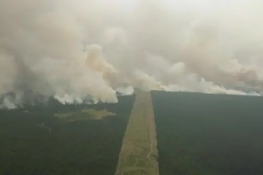 Canada, oltre 20mila evacuati per maxi incendio in Columbia Britannica