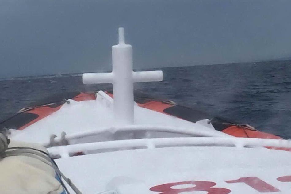 Tragico sbarco di migranti nel Sulcis: due i morti, 8 i dispersi