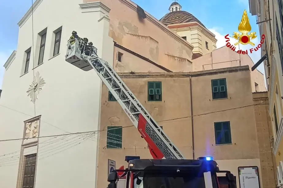 La chiesa di San Michele ad Alghero (foto vigili fuoco)