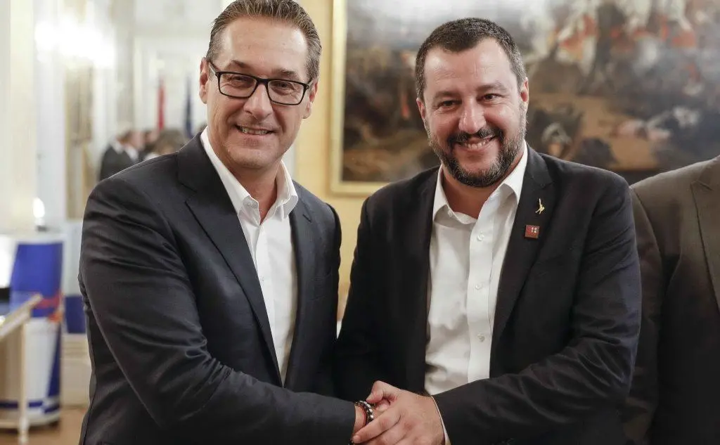 Salvini con l'ex vicecancelliere Strache (Ansa)