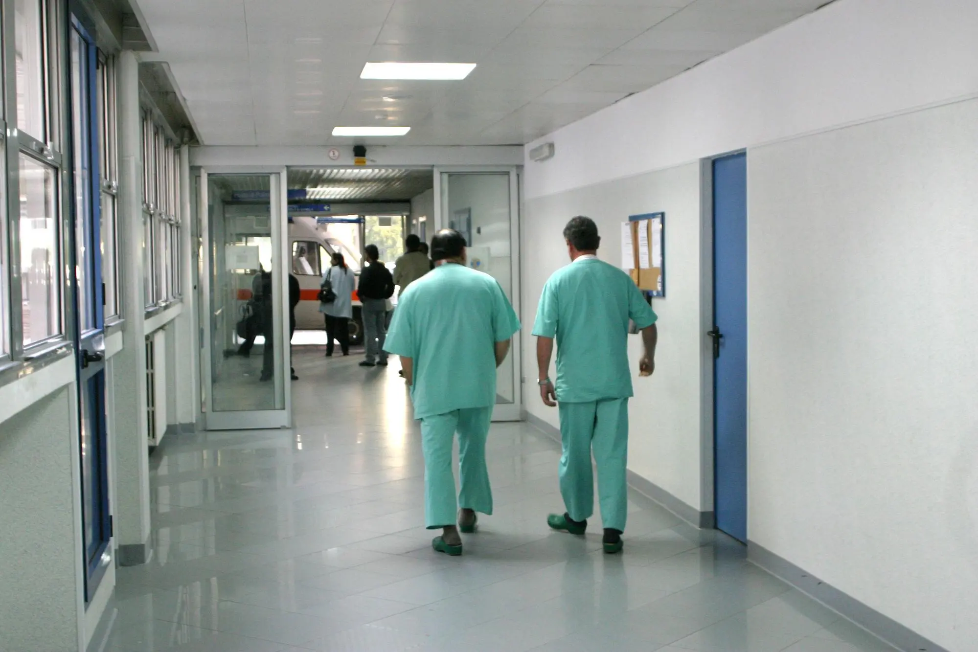 pronto soccorso ospedale brotzu durante il ricovero della turista francese - di Paolo Pigliacampo