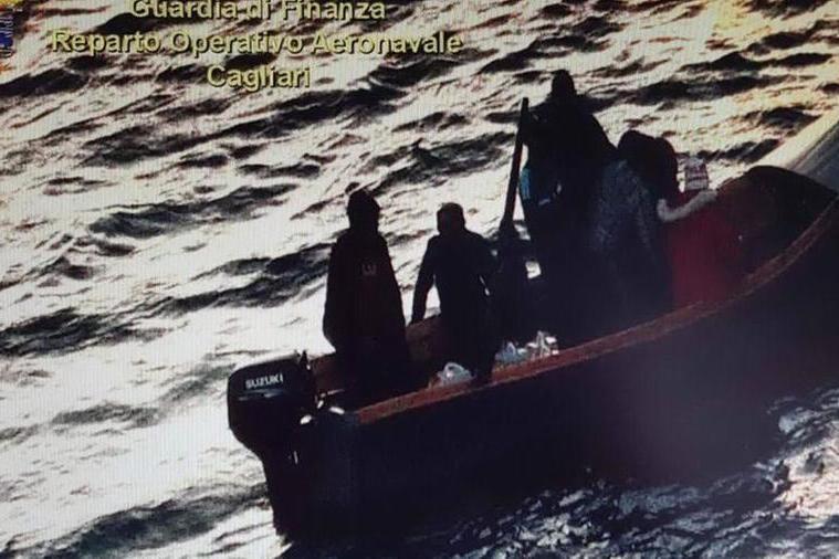 Altri venti migranti sbarcati nel Sud Sardegna, tra Teulada e Isola del Toro