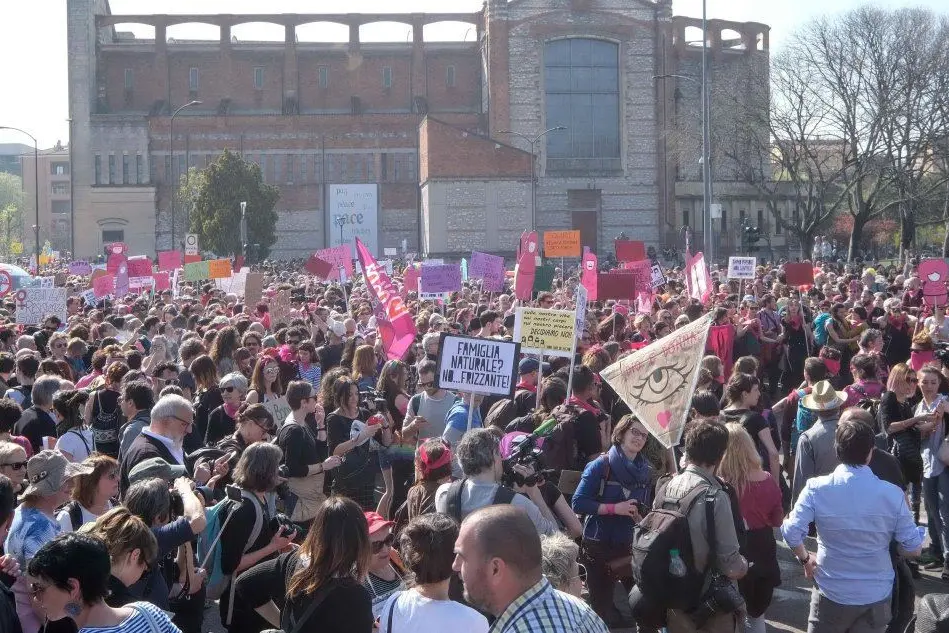 Verona, migliaia in piazza per i "diritti di tutti"