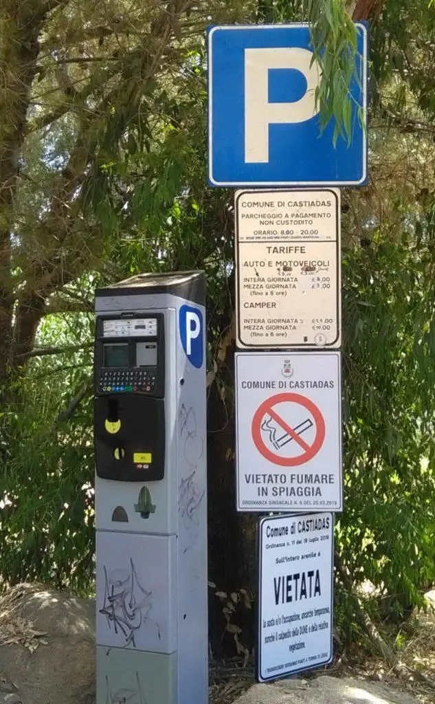 La macchinetta per i parcheggi (foto inviata dal sindaco)