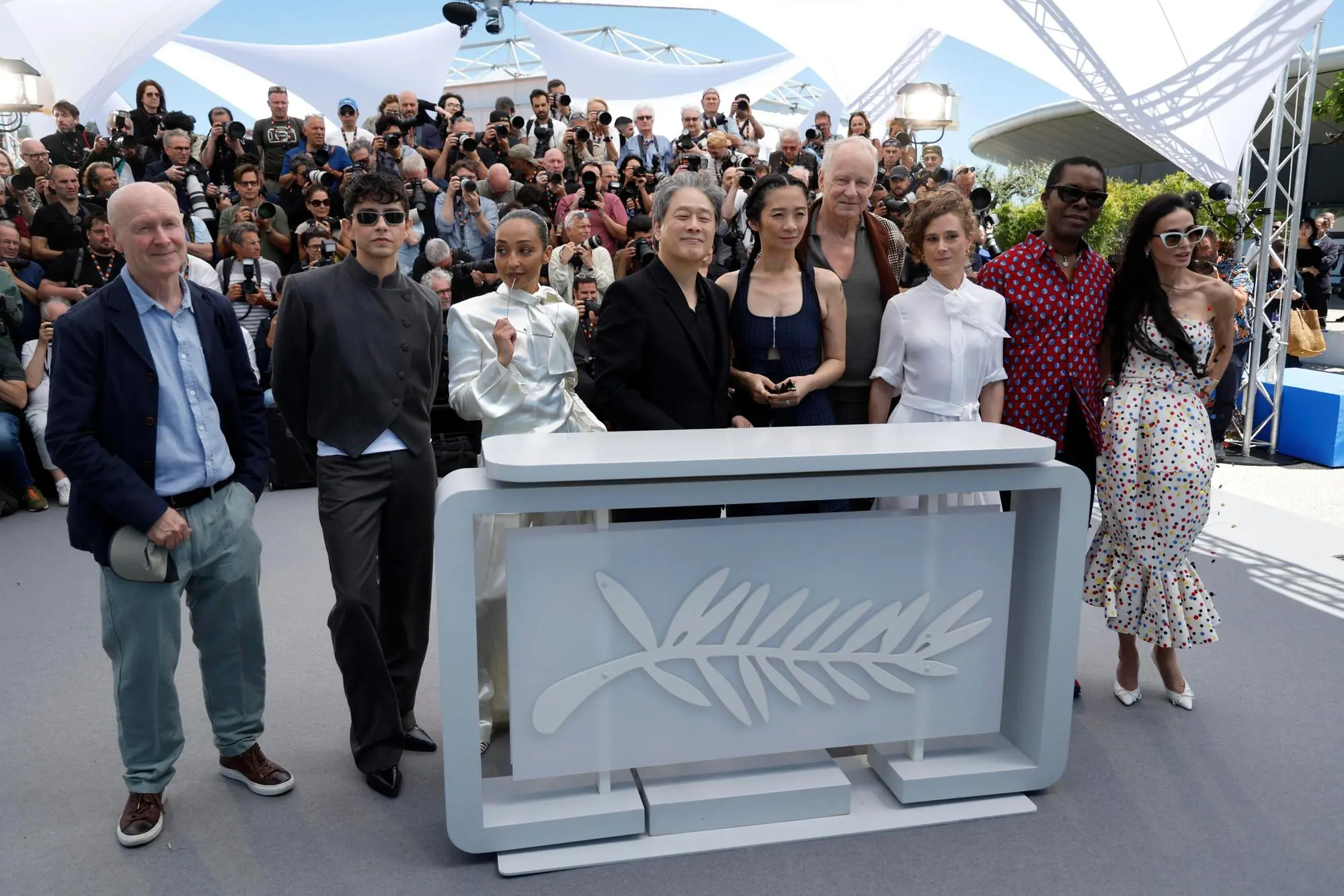 Festival di Cannes, giurati in posa (foto Ansa/Epa)
