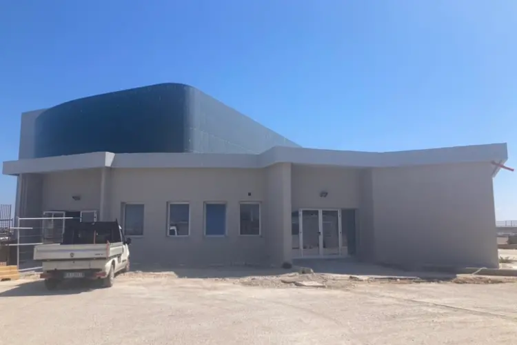 Il nuovo Centro servizi nel porto di Porto Torres (foto Pala)