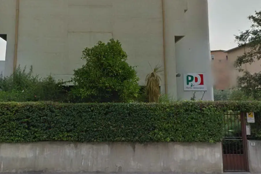 La sede del Pd di Via Emilia a Cagliari (Foto Google Maps)