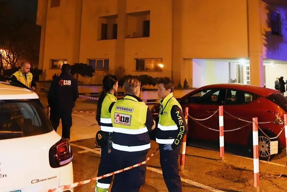 Il palazzo dove si è verificata la tragedia (Ansa)
