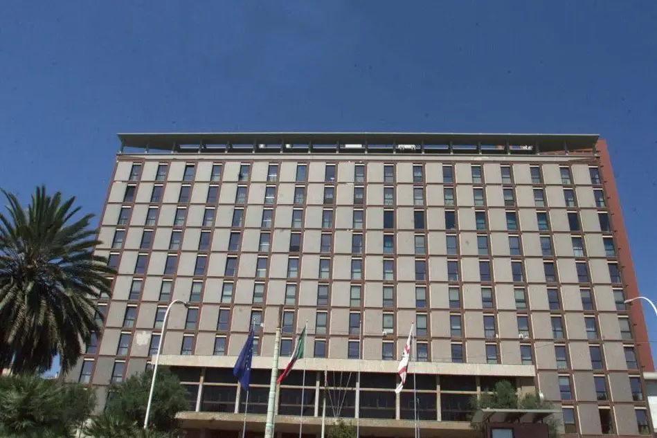 Il palazzo della Regione in viale Trento