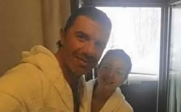 Claudio Baldini e la moglie Sara Angelozzi: il soggiorno nell'albergo era un regalo di amici