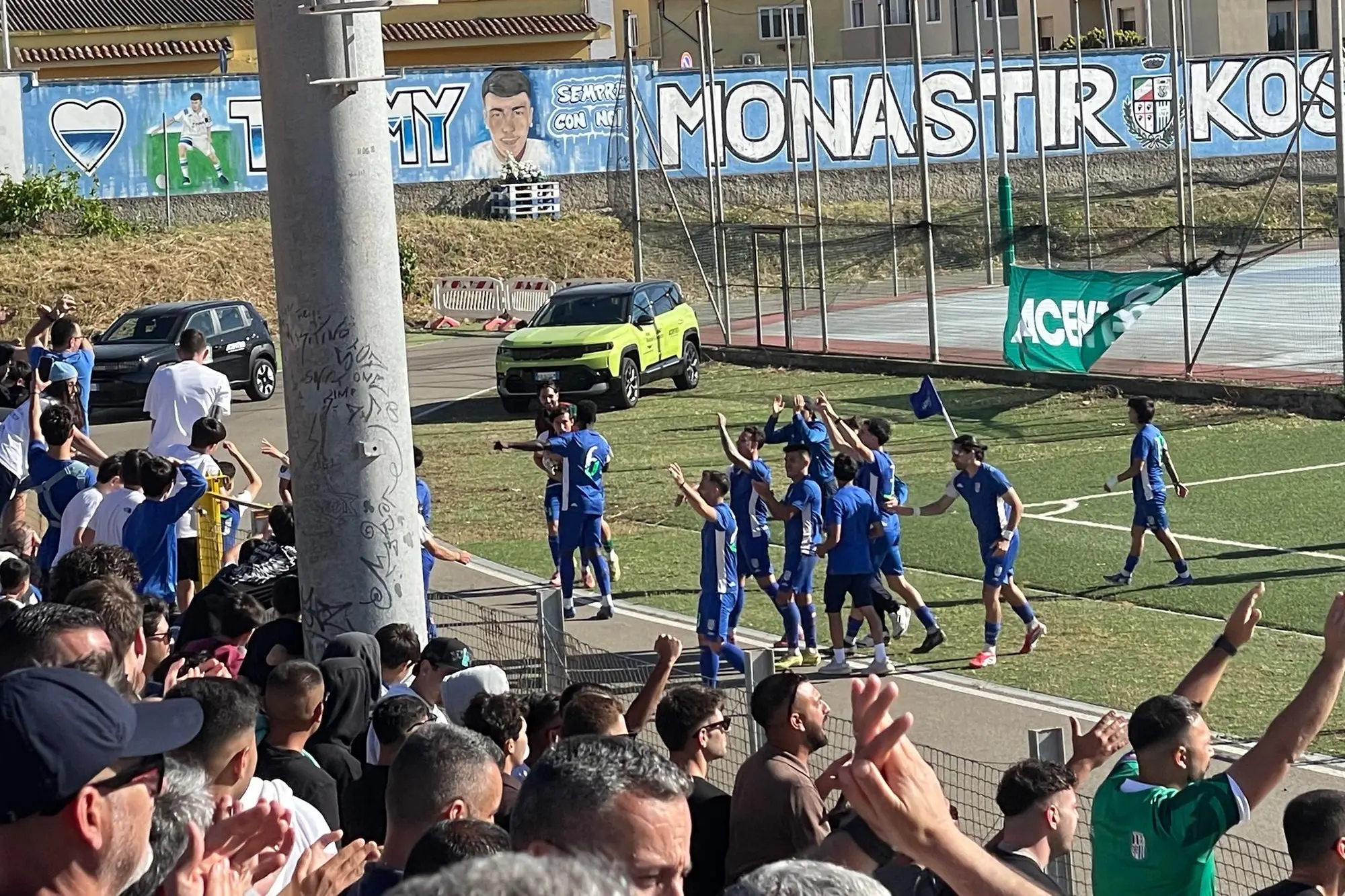 Il Monastir festeggia l'accesso alla finale playoff di Serie D, poi vinta contro il Trastevere