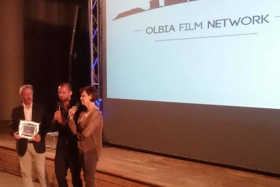 Anna Galiena sul palco di Olbia