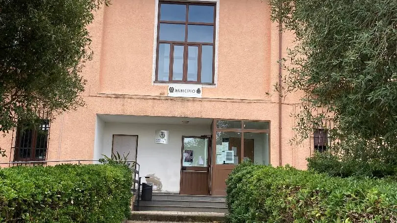 https://immagini.unionesarda.it/version/c:ZDIzNDIzODEtOWIyNC00:YWY1OTc5ZTMtMWNkNy00/image.webp?f=16:9