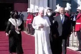 Il Papa è decollato da Baghdad: concluso il viaggio in Iraq