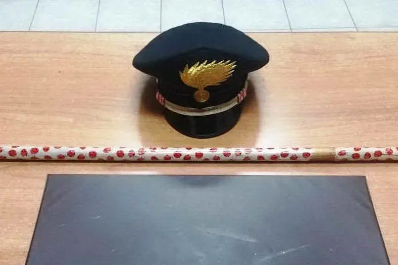 Il bastone (foto carabinieri)