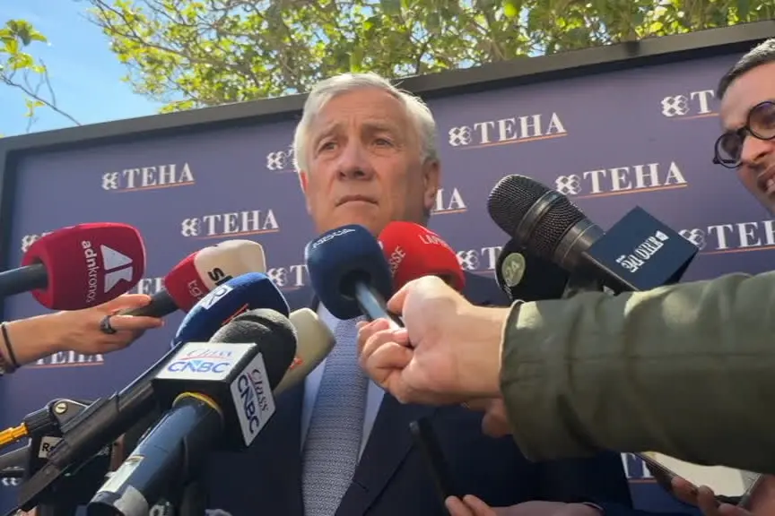 Tajani: preoccupa la Russia e bloccare i suoi attacchi, non Vannacci