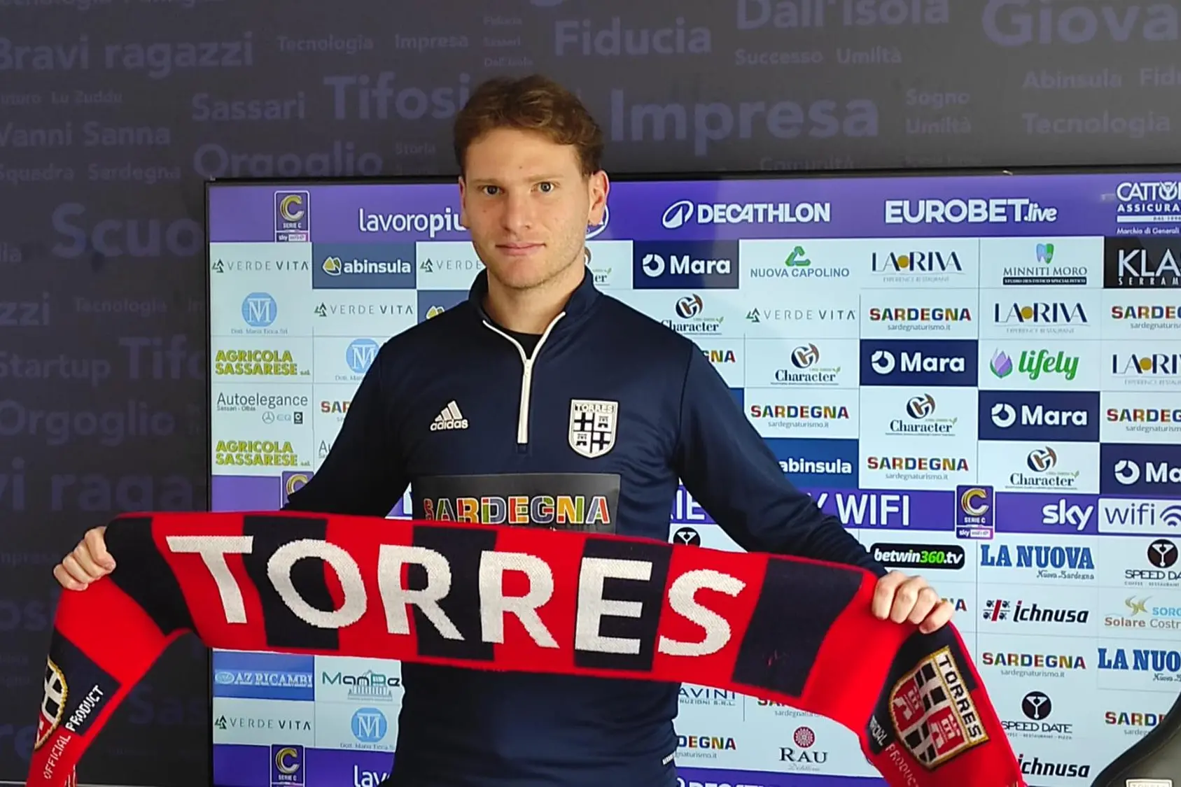 L'attaccante Pierluca Luciani (foto G. Marras)