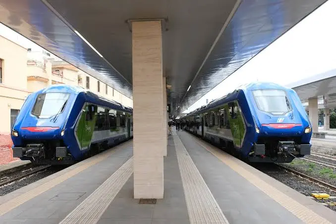 La stazione di Cagliari (Ansa)