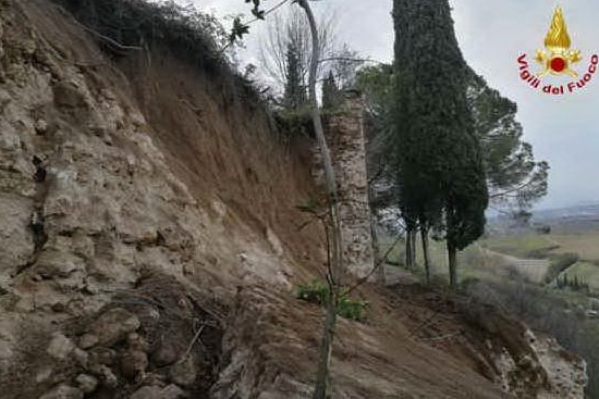 Il tratto di mura crollato a San Gimignano