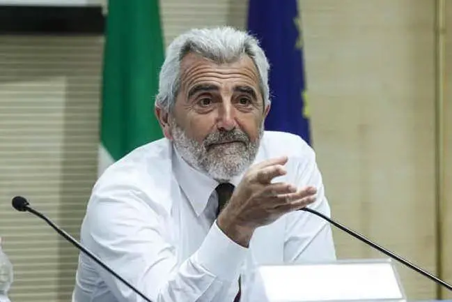 Il coordinatore del Cts Agostino Miozzo (Ansa)