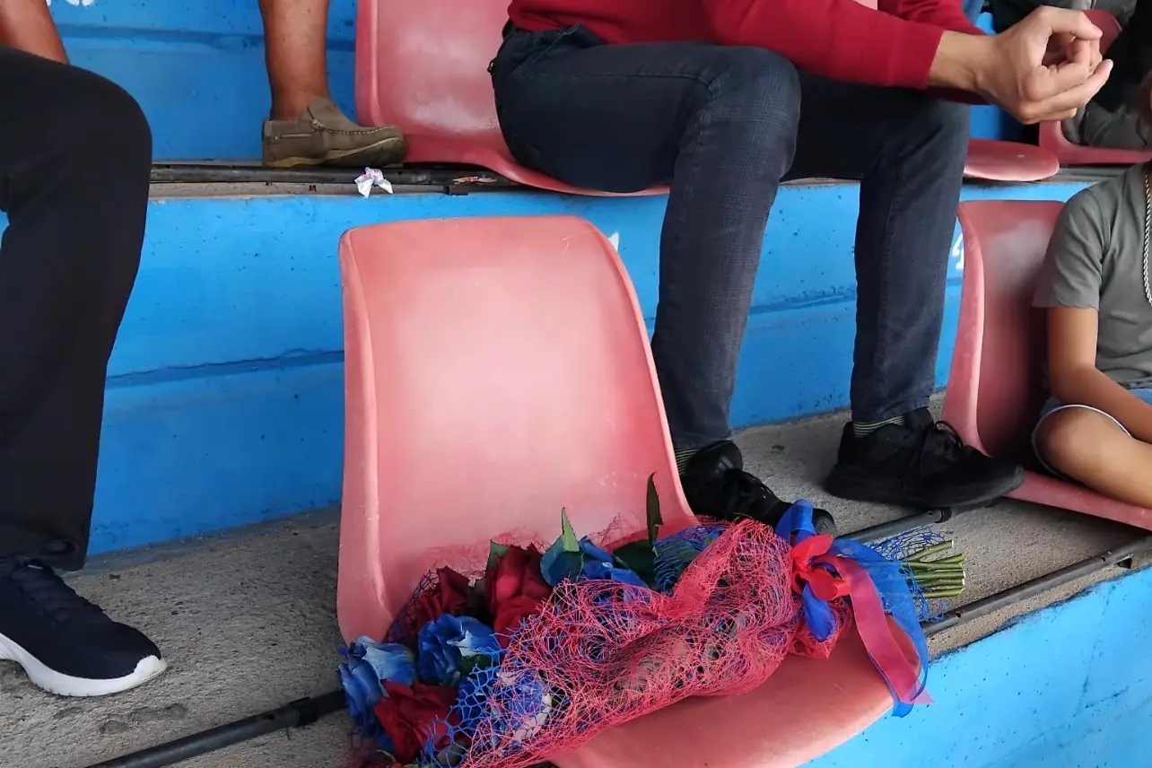 I fiori sul seggiolino che fu di Paolo Sechi