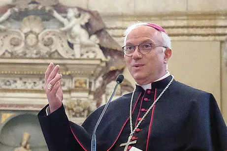 L'arcivescovo Baturi (Archivio)