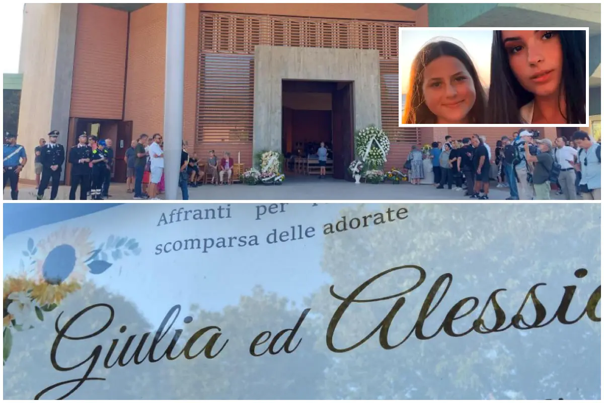 I funerali di Giulia e Alessia Pisanu (foto Ansa)