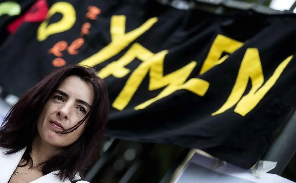 L'eurodeputata sarda Giulia Moi del movimento 5 Stelle durante la manifestazione. (Foto Ansa)