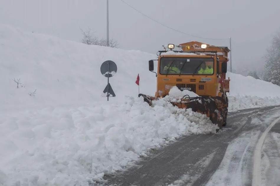 Ancora emergenza sulle strade per la neve