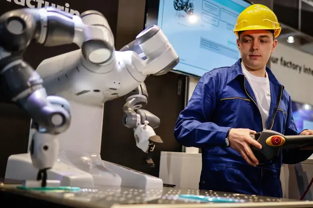 Intelligenza artificiale e Pmi, foto simbolo (Ansa)