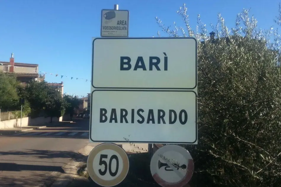 Bari Sardo, l'ingresso in paese