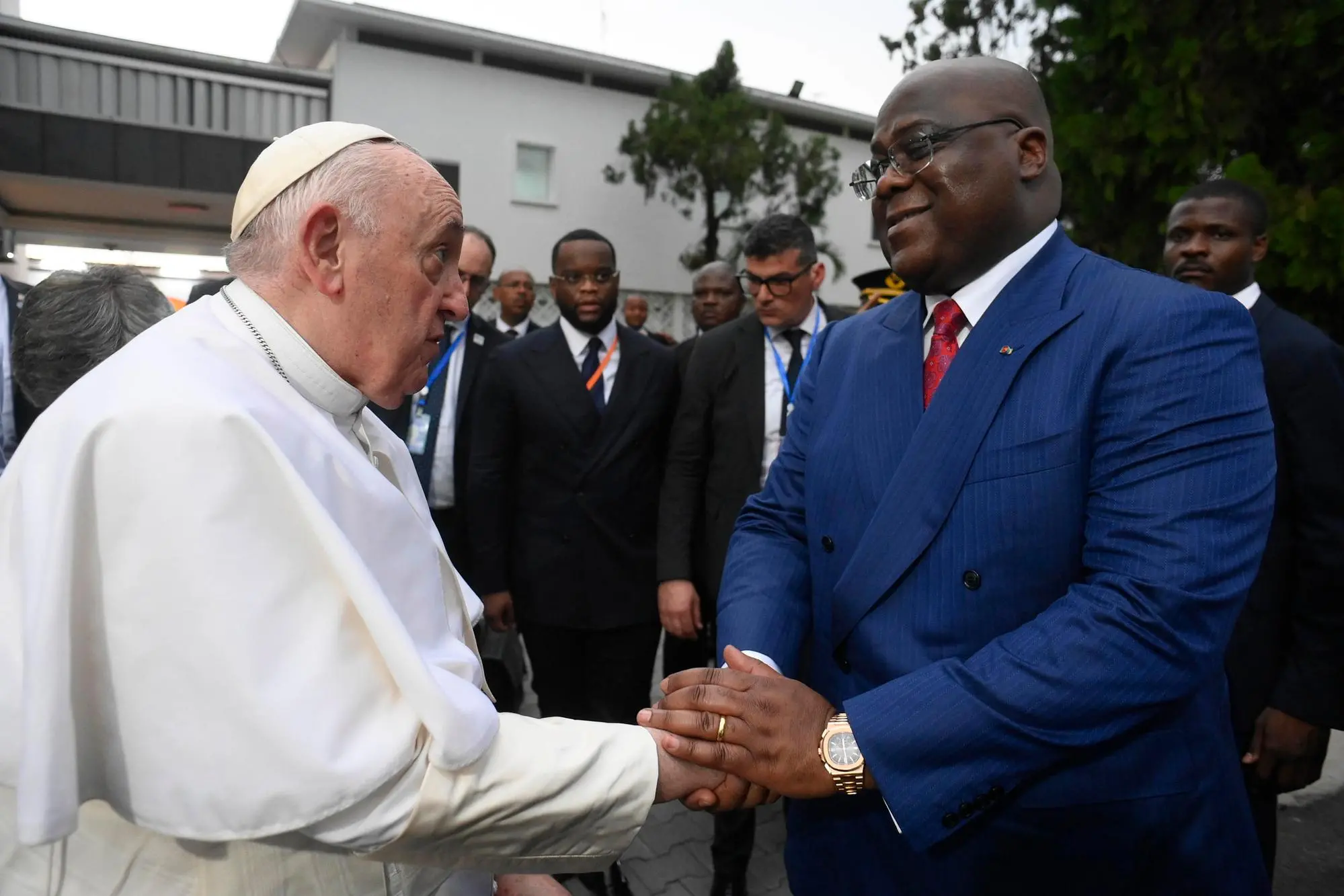 Papa Francesco con il presidente della Repubblica democratica del Congo Tshisekedi (Ansa)