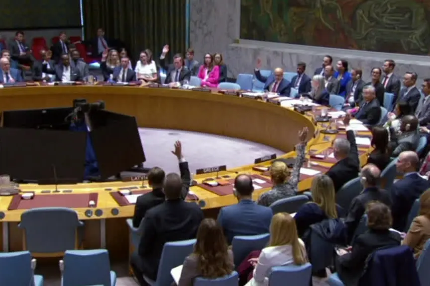 Iran, Russia e Cina votano contro risoluzione Onu su Stretto Hormuz