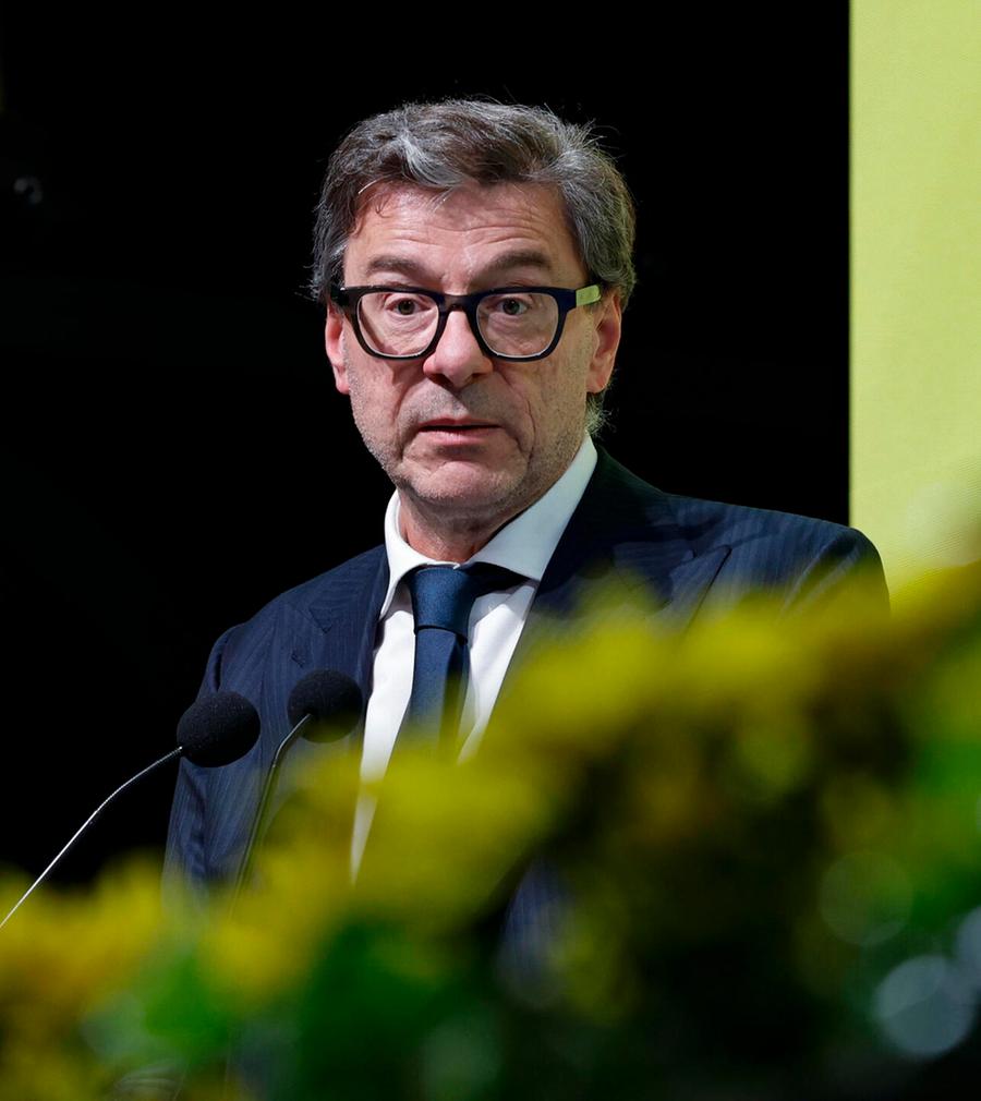 Manovra, giù l’Irpef per il ceto medio