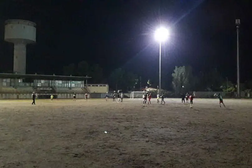 Il campo di calcio di Arcidano (foto Elia Sanna)